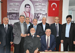 Hemşehrileri efsaneyi andı