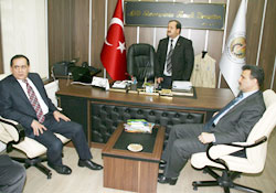 Demirden yakın takip