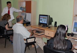 Görme engellilere bilgisayar kursu