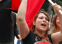 Sosyalistlerden AK Parti eylemi