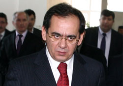 En zor şartlarda yönetim sorumluluğunu omuzlarına aldı