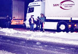 Tosya D-100 Karayolunda Çileli Bekleyiş