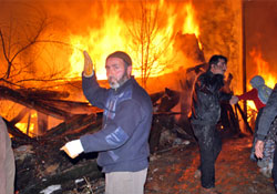 Yanarak yok olan köye YEDAŞ' tan 'uzanan el'