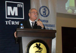 İlk seminerini yaptı