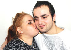 KARDEŞİNE BÖBREĞİNİ VERDİ