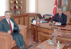 Çalışkan, Hayvalı'yı ziyaret etti