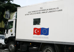 Mobil laboratuvar Samsun'da