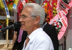 Nafiz Kurt'a ek bina