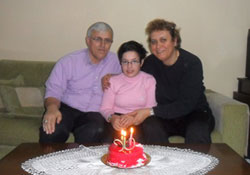 Hayatlarını Kübra'ya adadılar