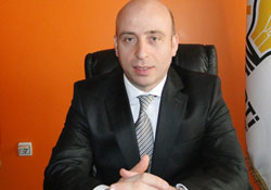 GÖREVİ DEVRALDI