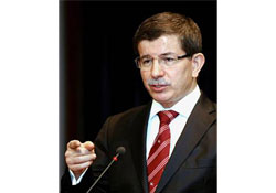 Davutoğlu'ndan Suriye'ye gözdağı