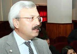 Yeniden lisans alması gerekir