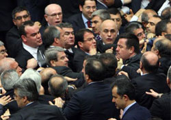 Meclis karıştı
