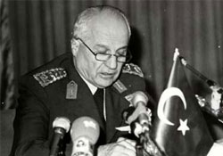 Kenan Evren 500 yaşında bile olsa