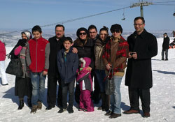 DOSTLARIN BULUŞMASI