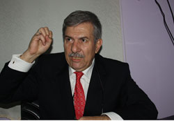 Hakkı üstün tutan bir medeniyet için çalışmalıyız