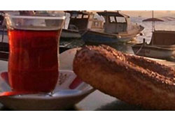 Yoksulluk sınırı bin 635 lira