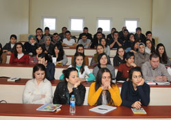 İişletme öğrencileri iş dünyası ile buluştu