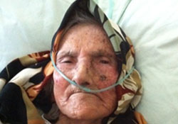 105`lik Nine`nin cenazesi Üzümözü`nde toprağa verildi
