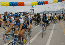 Kanser için pedal çeviriyorlar