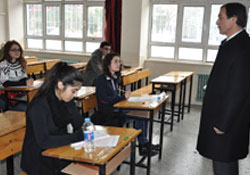 Öğrencilerin durumunu değerlendirdi