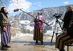 Karadeniz kadiniyuk film bile çekeyruk!