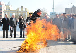 Samsun'da nevruz ateşi yakıldı