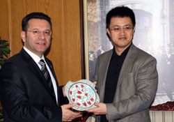 İki halk arasında köprü kurulacak