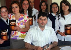 Öğrencilerin şiirleri kitaplaştı