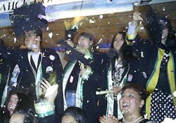 Alparslan'da mezuniyet coşkusu