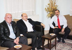 Başkana dost eli