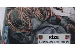 KABLO HIRSIZLARI YAKALANDI