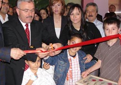 Hasta miniklerden sergi