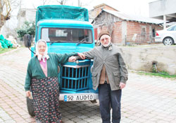 Yarım asırdır aracından vazgeçemiyor