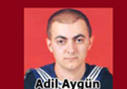 Adil direnemedi!