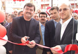 ÖZEN'le hizmete girdi