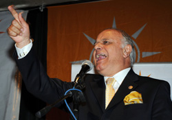 'Millet arkamızda dağ gibi'