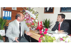 ALAY MI EDİYORLAR?