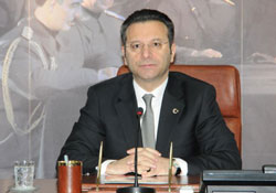 Turizm,toplumların kaynaşmasında önemli bir araçtır