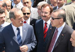 'Tartışmaların içinde yokuz'