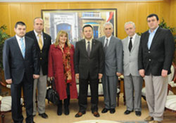 Mübadillerden Vali Aksoy'a ziyaret