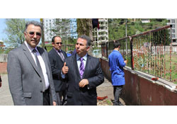Rize`de öğrenciler gönüllü çalışıyor