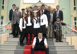 Öğrencilerden büyük vefa