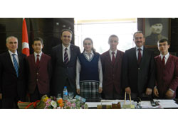 Yeni başkan yatırımlardan çok memnun kaldı