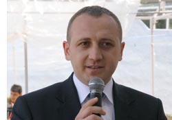 Kan bağışlayanlara madalya