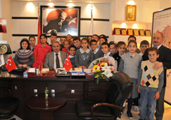 ÖĞRENCİLER SORDU, DEMİRTAŞ YANITLADI