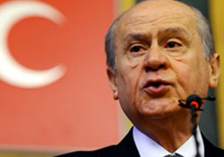 Bahçeli MİT'e fena saydırdı