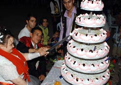 Yanlış telefon mutluluk getirdi