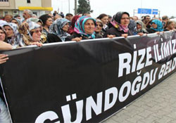 Gündoğdu halkı Rize'ye bağlanmamak için eylemde
