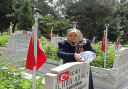 Şehit annesi 20 yıldır anneler günü gelsin istemiyor